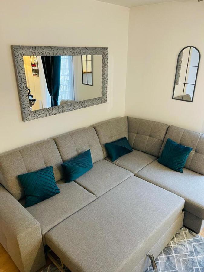 Appartement Place Toscane Serris Exteriör bild
