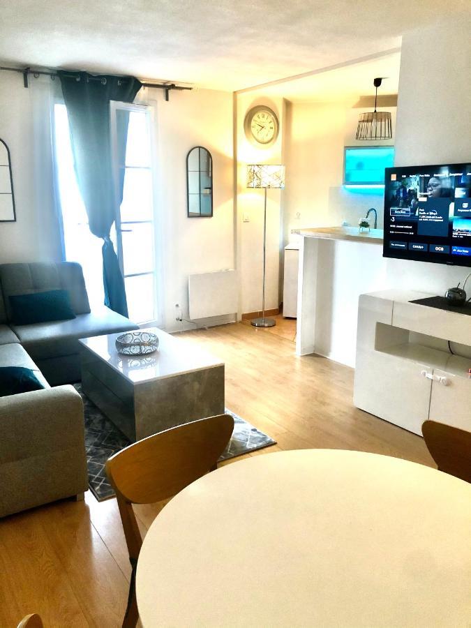Appartement Place Toscane Serris Exteriör bild
